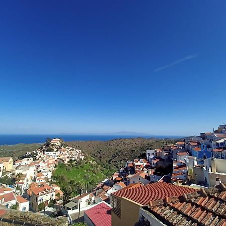 Στη Μεσσάδα... Sti Messada... Villa Ioulis Exteriör bild
